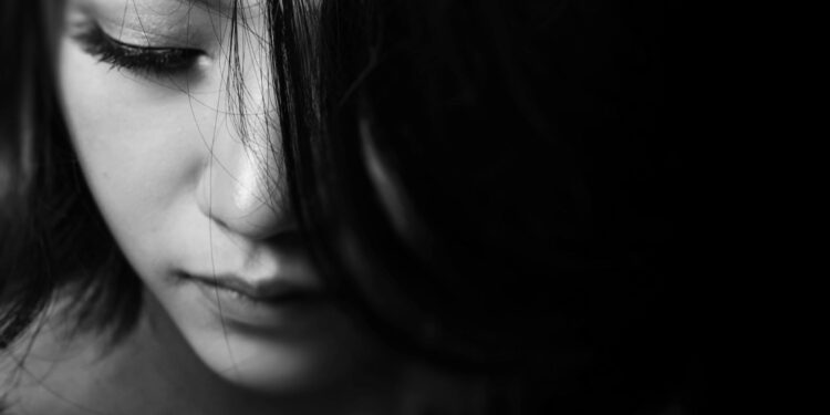 Die Modedesignerin Kathryn Marie Gallagher, bekannt für ihre Arbeit mit Ikonen wie Lady Gaga und Laverne Cox, hat die Ursache ihres Todes offengelegt bekommen.