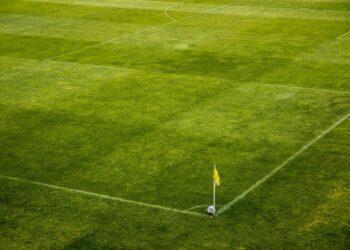 Deutsche Fußballaufsicht vor Schließung, da die Regierung ein ‘historisches’ Gesetz bestätigt